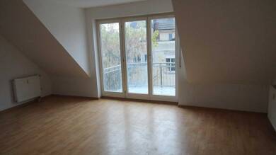 Wohnung zur Miete 375 € 1 Zimmer 40 m² Dachgeschoss, 2. Geschoss Marienstraße 24 Delitzsch Delitzsch 04509