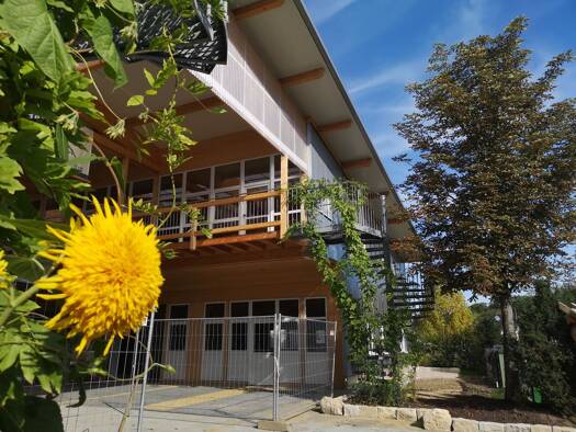 Lagerhalle zur Miete 2.980 € 330 m² Lagerfläche teilbar ab 330 m² Neuenburg Neuenburg am Rhein 79395