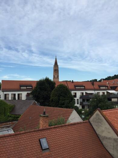 Wohnung zur Miete 925 € 2 Zimmer 81 m² 1. Geschoss frei ab sofort Altstadt Landshut 84028