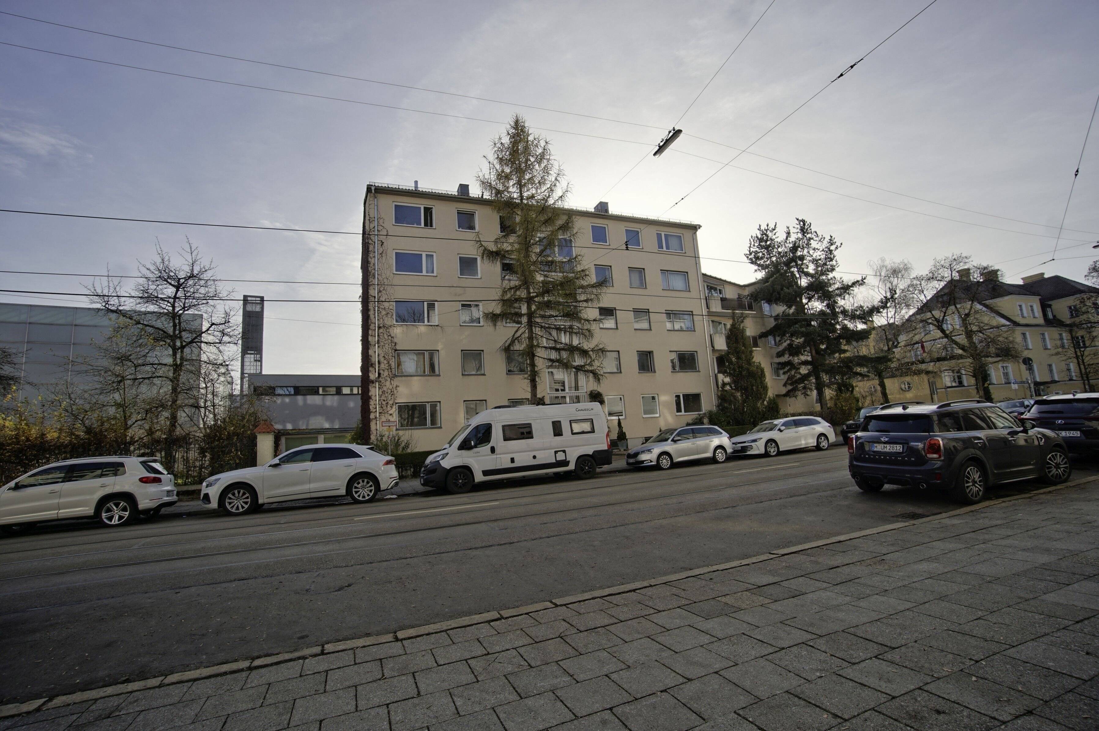 Property thumbnail 2