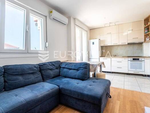 Wohnung zum Kauf 230.000 € 2 Zimmer 47 m² 1. Geschoss Sveti Kajo Solin