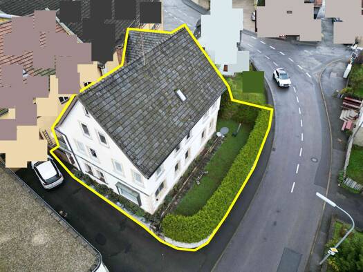 Mehrfamilienhaus zum Kauf als Kapitalanlage geeignet 160.000 € 9 Zimmer 234 m² 323 m² Grundstück Steinach a.d. Steinach Mitwitz 96268