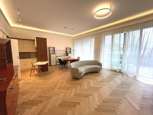 Wohnung zur Miete 2.784 € 4 Zimmer 121 m² 1. Geschoss Wien 1130