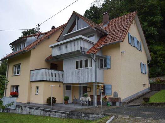 Mehrfamilienhaus zum Kauf 595.000 € 8 Zimmer 207 m² 810 m² Grundstück Obermünstertal Münstertal/Schwarzwald 79244