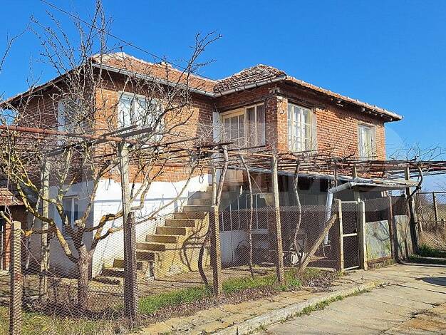 Bauernhaus zum Kauf 39.990 € 1 Zimmer 200 m² 6.700 m² Grundstück 1 Bezirk Yambol , Dorf Sharkovo  8753
