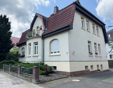 Wohnung zur Miete 400 € 2 Zimmer 48 m² Dachgeschoss, 2. Geschoss frei ab sofort Parkstr. 9 Ziebigk 90 Dessau-Roßlau 06846