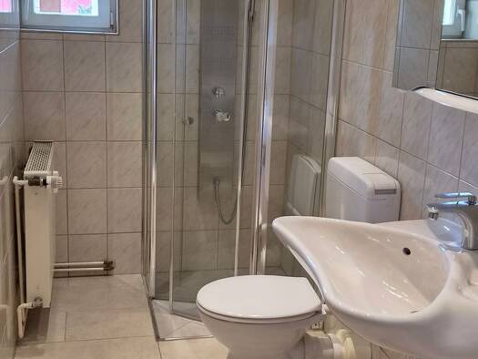Wohnung zur Miete 260 € 2 Zimmer 46 m² Geschoss EG/3 frei ab sofort Hohenstein-Ernstthal Hohenstein-Ernstthal 09337