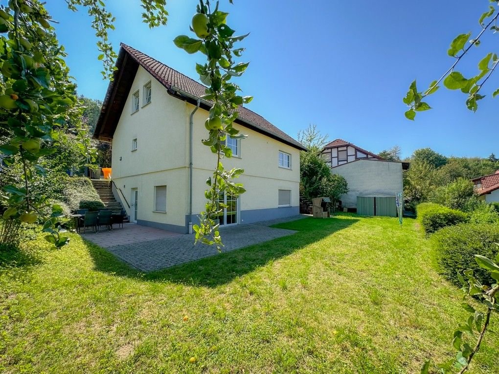 Mehrfamilienhaus zum Kauf 575.000 € 6 Zimmer 200 m²<br/>Wohnfläche 552 m²<br/>Grundstück Garbenheim Wetzlar 35583