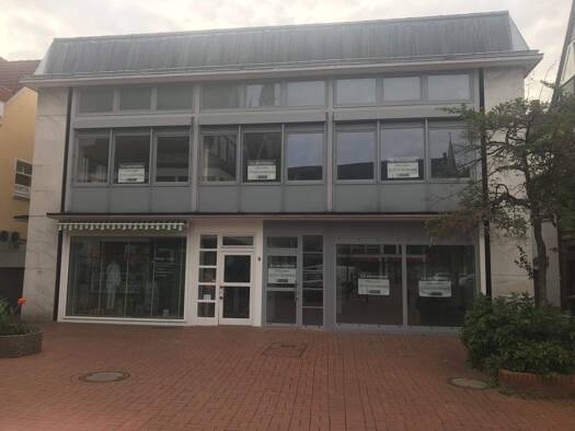 Bürofläche zur Miete 2.700 € 10 Zimmer 341,7 m² Bürofläche Kernstadt Nord Peine 31224