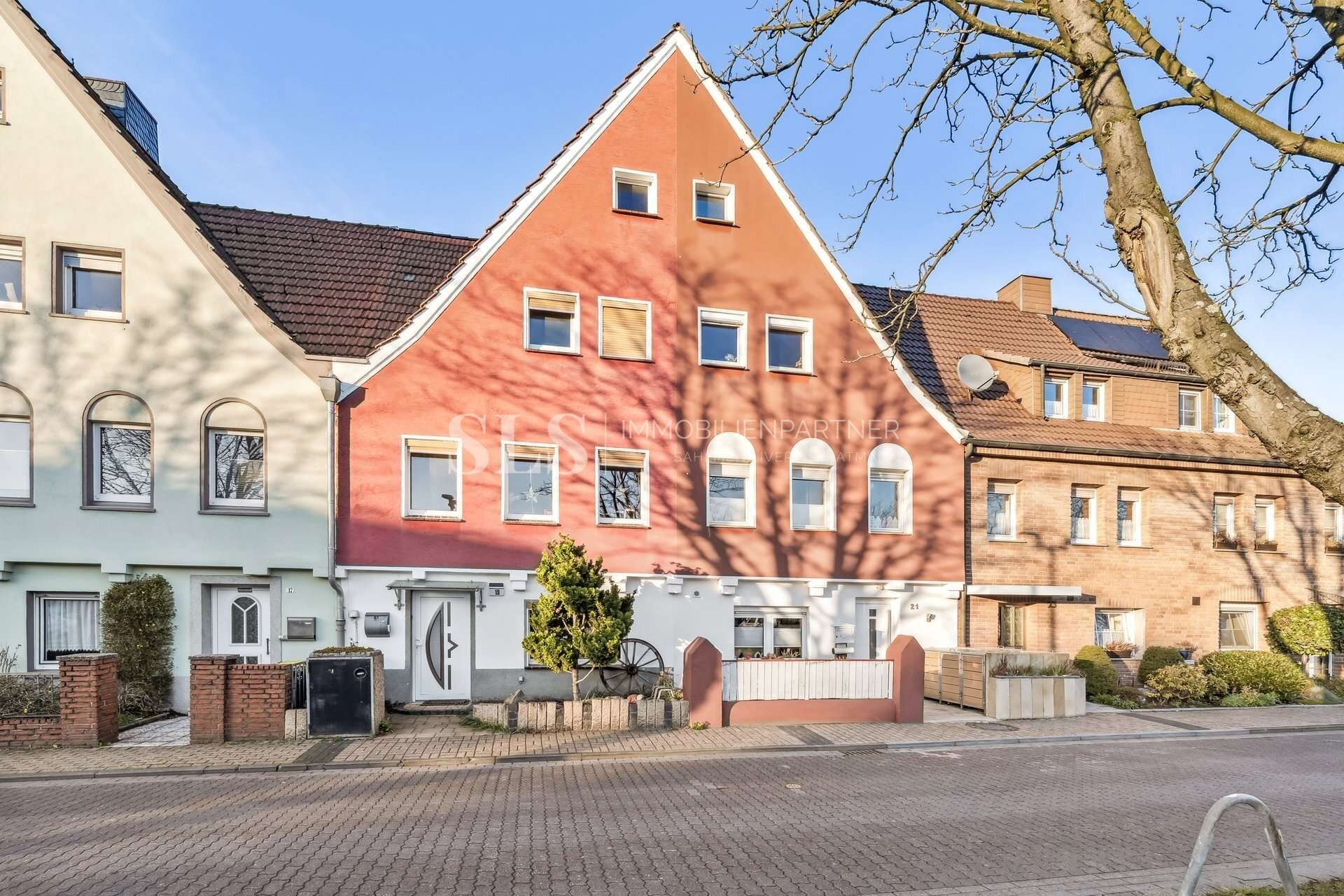 Reihenmittelhaus zum Kauf 189.500 € 5 Zimmer 133 m²<br/>Wohnfläche 270 m²<br/>Grundstück Hillerheide Recklinghausen 45659