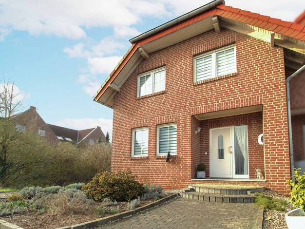 Doppelhaushälfte zum Kauf 365.000 € 4 Zimmer 138 m² 354 m² Grundstück Heinsberg 52525