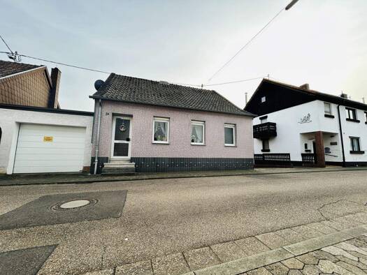 Einfamilienhaus zum Kauf 125.000 € 6 Zimmer 115 m² 490 m² Grundstück Dudweiler Saarbrücken 66125