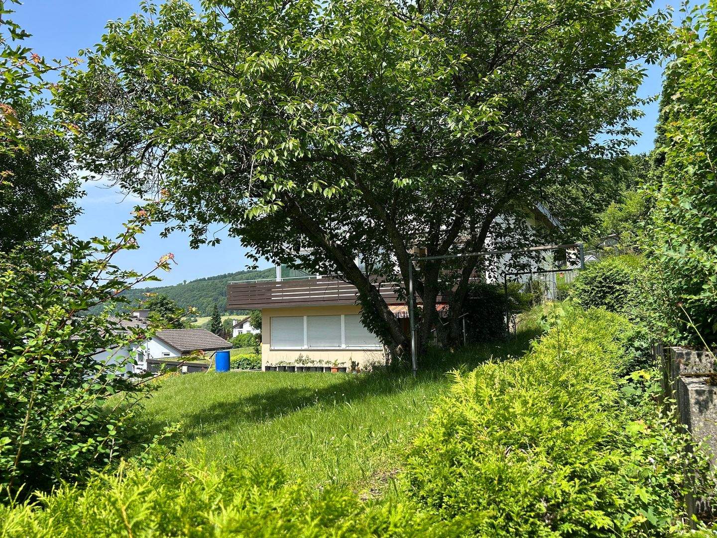 Immobilie in Oberkochen - Tolle Aussicht - viel Platz und Licht -  Doppelgarage - gute Wohngegend! - Bild 0