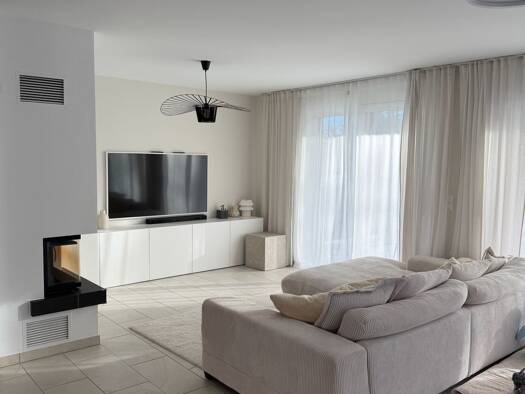 Doppelhaushälfte zur Miete 1.900 € 4,5 Zimmer 125 m² frei ab 01.03.2026 Sonnenhof Pforzheim 75180