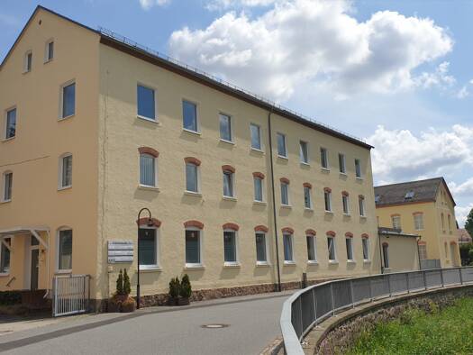 Bürofläche zur Miete provisionsfrei 539 € 1 Zimmer 98 m² Bürofläche Fabrikstraße 1 Wilsdruff Wilsdruff 01723
