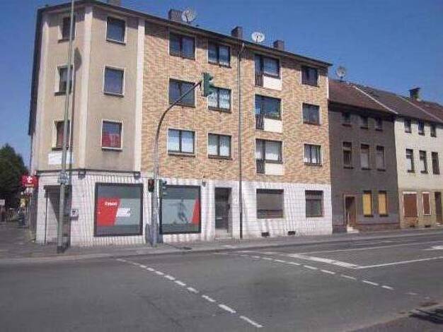 Wohnung zur Miete 530 € 3 Zimmer 70,6 m² 3. Geschoss frei ab 18.04.2026 Sternbuschweg 126 Neudorf-Süd Duisburg 47057