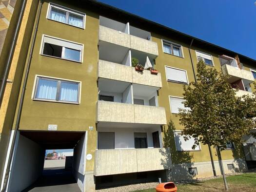 Wohnung zur Miete nur mit Wohnberechtigungsschein 375 € 3 Zimmer 70 m² 3. Geschoss frei ab sofort Gustav-Heusinger-Straße Bergl Schweinfurt 97424