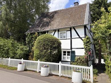 Einfamilienhaus zum Kauf 540.000 € 4 Zimmer 170 m² 1.127 m² Grundstück frei ab 01.01.2026 Velbert 42553