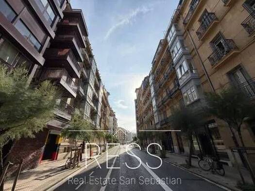 Wohnung zur Miete 1.600 € 2 Zimmer 59 m² 4. Geschoss Calle San Martin San Sebastián 20007
