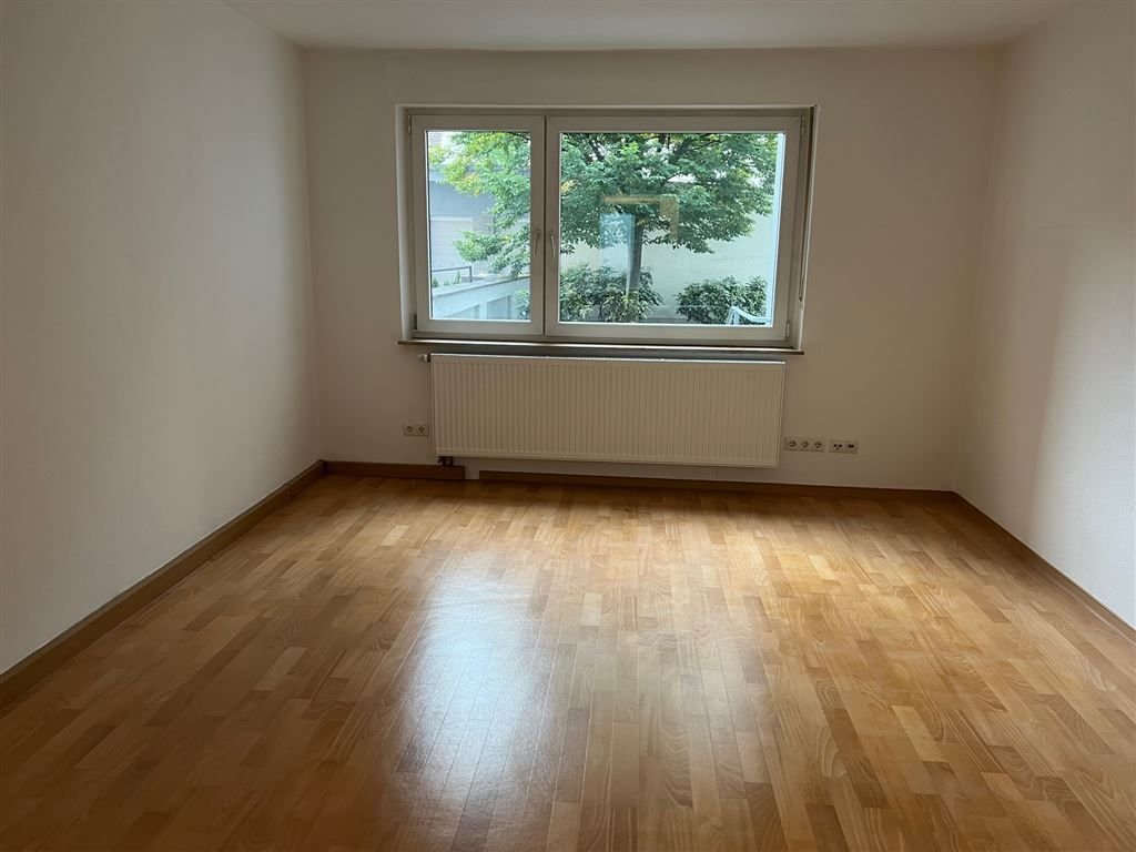 Wohnung zur Miete 504 € 2 Zimmer 51 m²<br/>Wohnfläche 01.11.2024<br/>Verfügbarkeit Erthalstr. 18 Frauenland Würzburg 97074