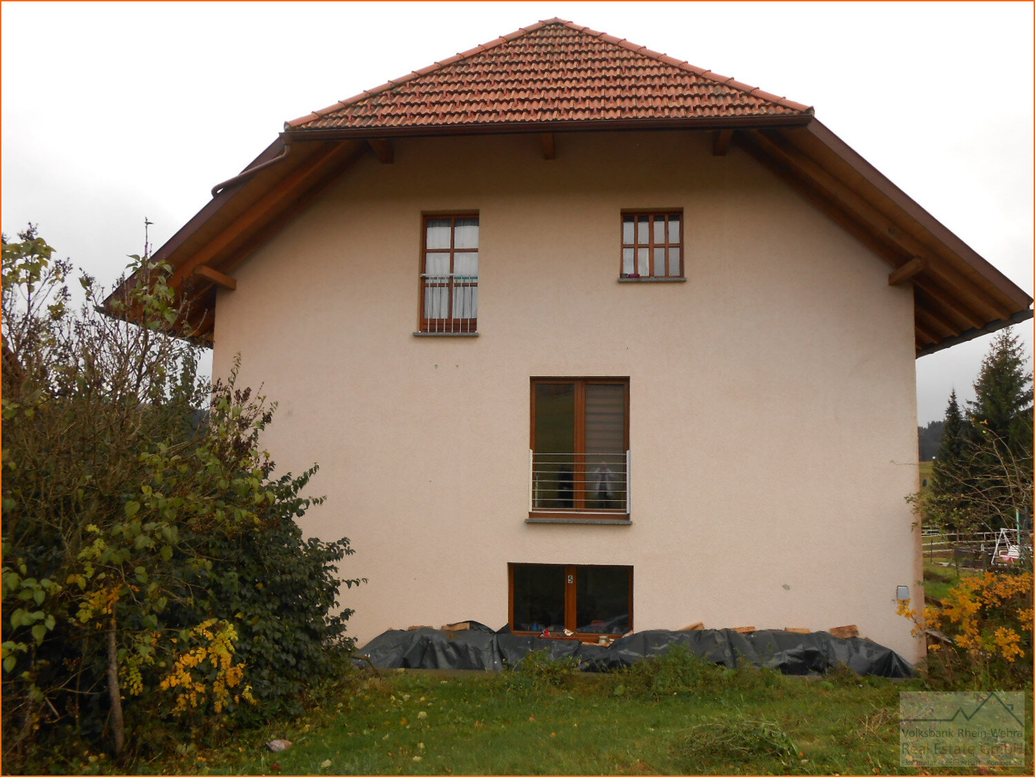 Mehrfamilienhaus zum Kauf 499.000 € 12 Zimmer 379 m²<br/>Wohnfläche 1.585 m²<br/>Grundstück Herrischried Herrischried 79737