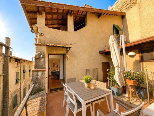 Wohnung zum Kauf 150.000 € 1,5 Zimmer 57 m² 4 Geschosse frei ab sofort Via Dante Aligheri 15 Dolceacqua 18035