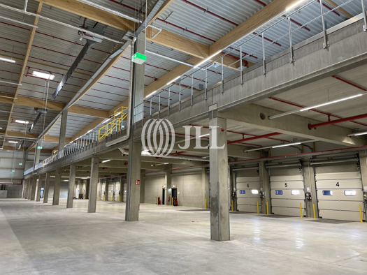 Lagerhalle zur Miete provisionsfrei 13.686 m² Lagerfläche teilbar ab 3.667 m² Zorbau Lützen 06686