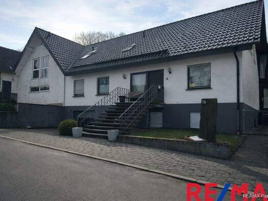 Einfamilienhaus zum Kauf 399.000 € 7 Zimmer 271,2 m² 1.840 m² Grundstück Merlsheim Nieheim / Merlsheim 33039