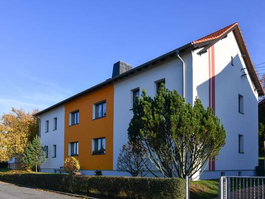 Wohnung zur Miete 567 € 4 Zimmer 82,2 m² Geschoss 2/2 frei ab 01.03.2027 Altenburgweg 7 Pößneck,Stadt Pößneck 07381