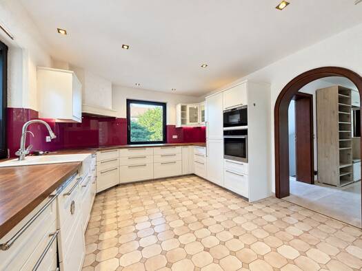 Einfamilienhaus zum Kauf 848.000 € 7 Zimmer 208 m² 404 m² Grundstück Böckingen Heilbronn 74080