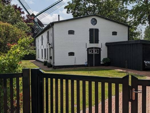 Einfamilienhaus zum Kauf 698.000 € 8 Zimmer 157 m² 1.400 m² Grundstück Garding 25836