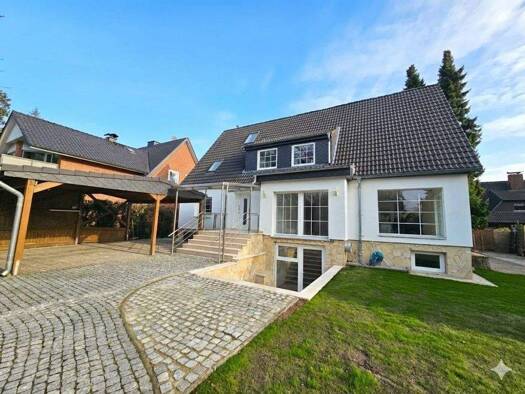 Einfamilienhaus zum Kauf 1.350.000 € 5 Zimmer 288 m² 697 m² Grundstück Wellingsbüttel Hamburg-Wellingsbüttel 22391