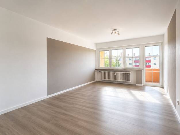 Wohnung zum Kauf 199.000 € 2 Zimmer 56 m² 2. Geschoss Straubing 94315
