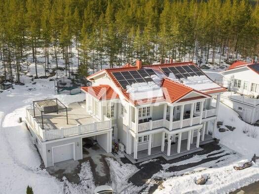 Einfamilienhaus zum Kauf 449.000 € 7 Zimmer 209 m² 901 m² Grundstück Keskikaari 5 Jyväskylä 40900