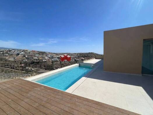 Chalet zum Kauf 755.000 € 3 Zimmer 131 m² San Bartolomé de Tirajana 35106