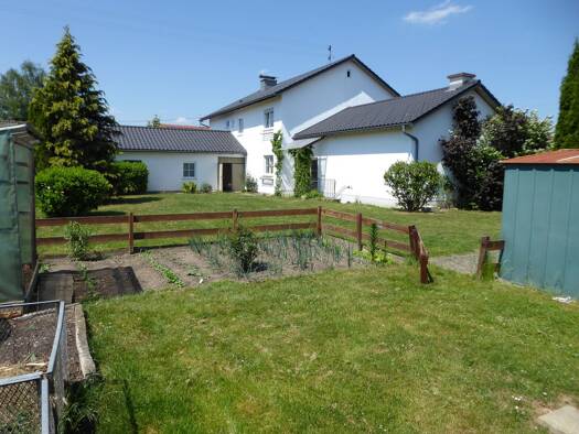 Mehrfamilienhaus zum Kauf 998.000 € 1 Zimmer 253 m² 1.330 m² Grundstück frei ab sofort Fridolfing Fridolfing 83413