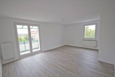 Wohnung zur Miete 481 € 3 Zimmer 68,6 m² 4. Geschoss frei ab 01.10.2025 Kurt-Freund-Str. 28 Südstadt Halle (Saale) 06130
