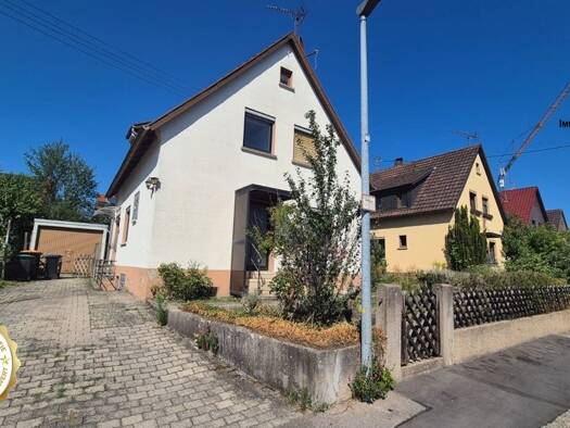 Einfamilienhaus zum Kauf 485.000 € 6 Zimmer 92 m² 393 m² Grundstück Mitte Sindelfingen 71067