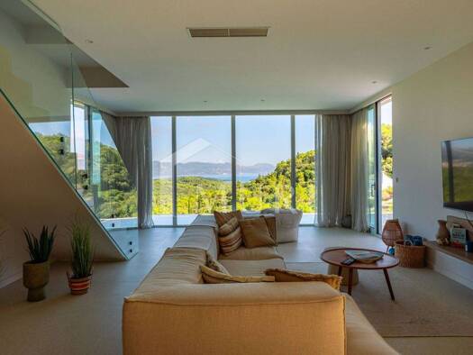 Einfamilienhaus zum Kauf 1.999.990 € 7 Zimmer 360 m² Žrnovo, Korčula Korčula 20260