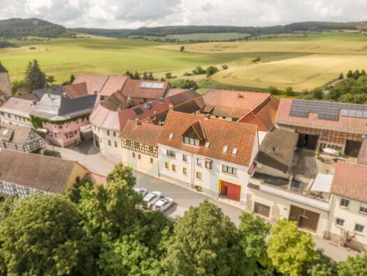 Bauernhaus zum Kauf 614.990 € 10 Zimmer 460,2 m² 5.040 m² Grundstück Gröben Schlöben 07646