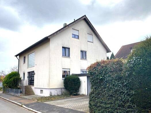 Mehrfamilienhaus zum Kauf als Kapitalanlage geeignet 630.000 € 9 Zimmer 227 m² 633 m² Grundstück Altdorf 90518