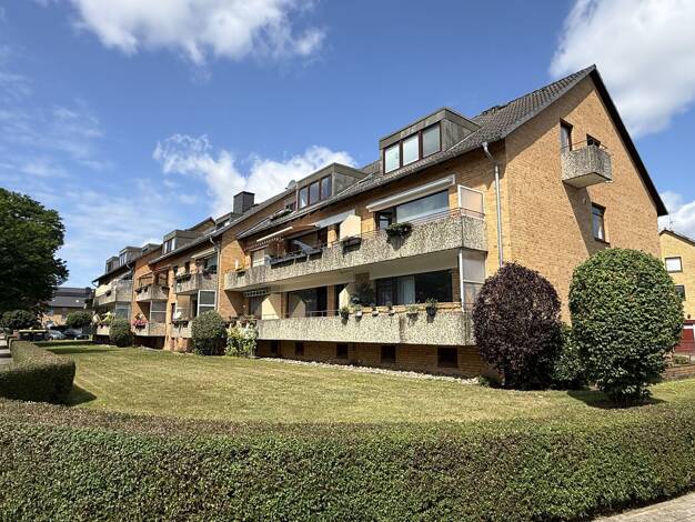 Wohnanlage zum Kauf als Kapitalanlage geeignet 2.100.000 € 1.404,5 m² 2.532 m² Grundstück Uetersen 25436