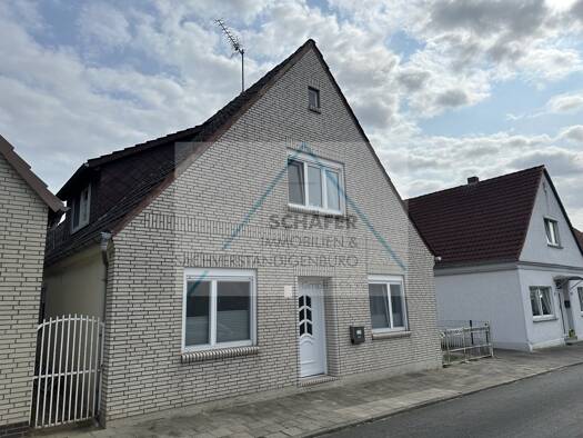 Mehrfamilienhaus zum Kauf 219.000 € 6 Zimmer 157,4 m² 798 m² Grundstück Bassum 27211