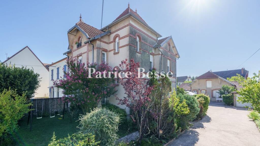 Reihenmittelhaus zum Kauf 469.000 € 8 Zimmer 260 m² 833 m² Grundstück Auxonne 21130