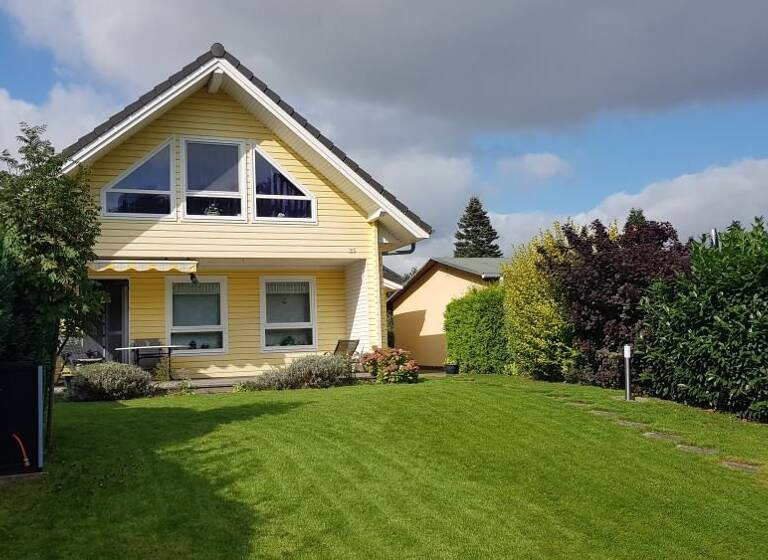 Einfamilienhaus zum Kauf provisionsfrei 250.000 € 4 Zimmer 70 m²<br/>Wohnfläche 465 m²<br/>Grundstück ab sofort<br/>Verfügbarkeit Seehof Seehof 19069