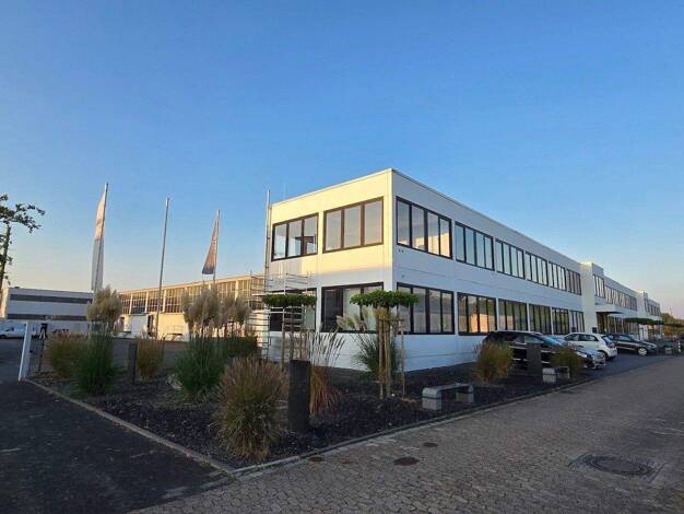 Bürofläche zur Miete - Erstbezug provisionsfrei 5,75 € 200 m² Bürofläche teilbar von 100 m² bis 400 m² Welserstr. 2 Kernstadt Lippstadt 59557