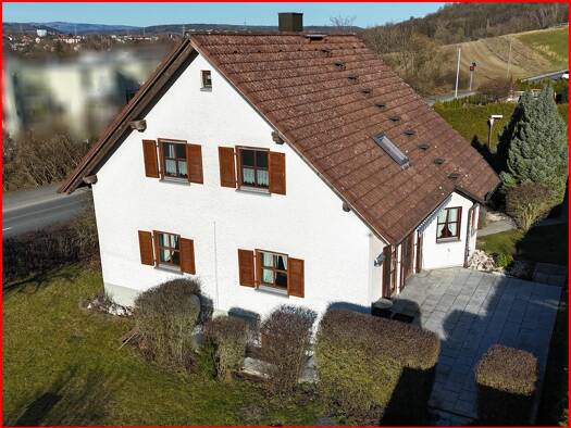 Einfamilienhaus zum Kauf 460.000 € 4 Zimmer 121 m² 889 m² Grundstück Cortendorf Coburg 96450