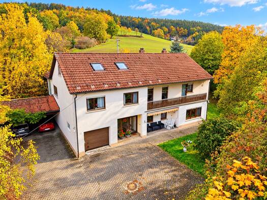Einfamilienhaus zum Kauf 198.000 € 10 Zimmer 243,4 m² 3.572 m² Grundstück frei ab 01.03.2027 Johannisthal Küps 96328