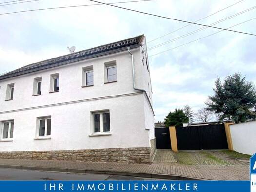 Mehrfamilienhaus zum Kauf 320.000 € 10 Zimmer 210 m² 1.397 m² Grundstück Bad Lauchstädt 06246