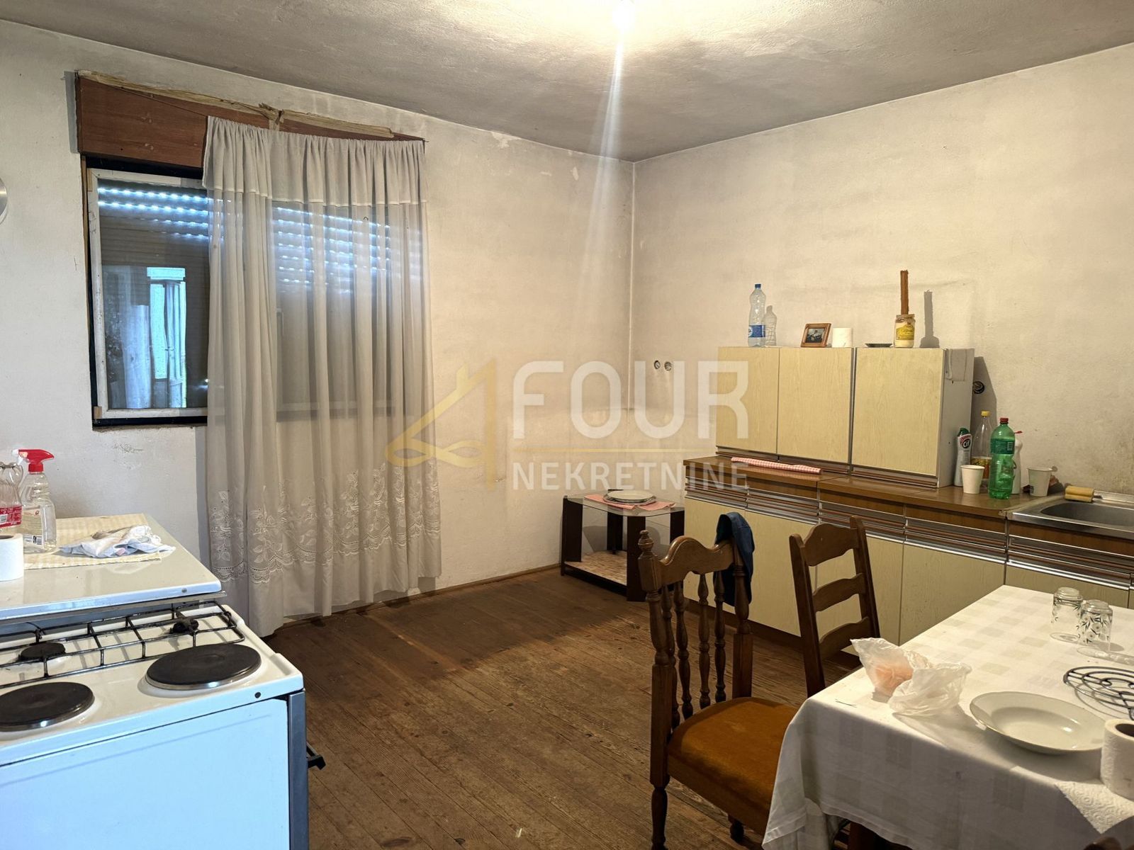 Haus zum Kauf 45.000 € 5 Zimmer 190 m²<br/>Wohnfläche Ogulin center